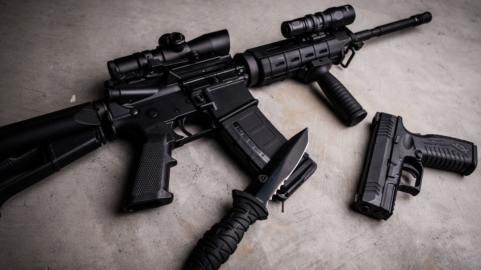 【转会动态】球队引援引发粉丝热议，球队转会费