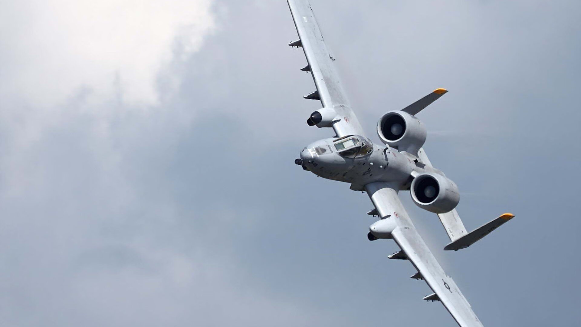 花样滑冰锦标赛，冰上优雅风采尽显，花样滑冰比赛