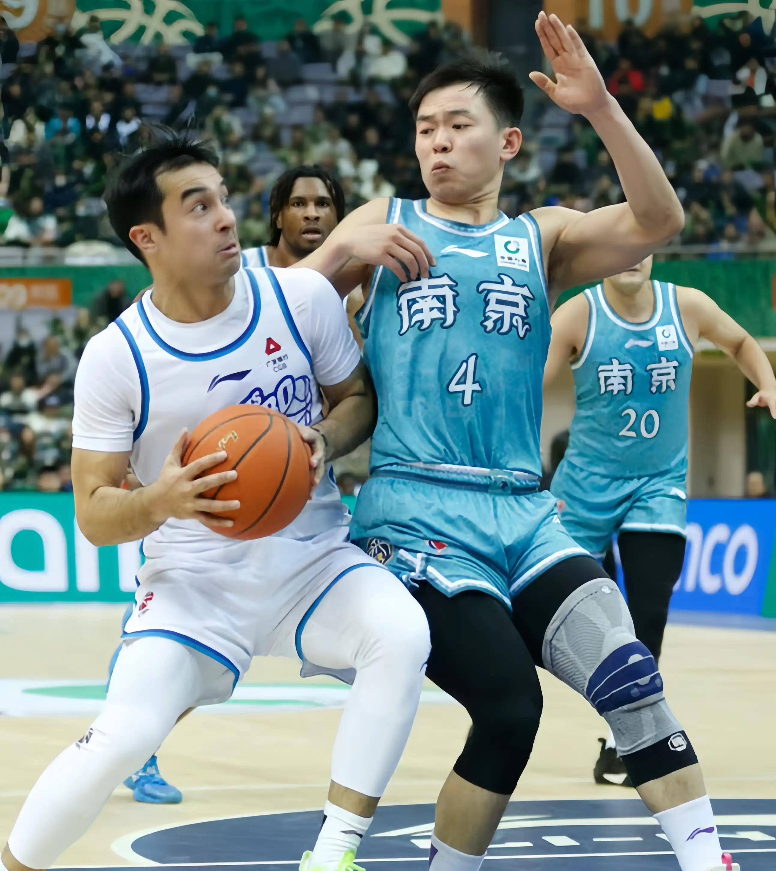 关于B体育官方网址：CBA球员的薪资结构：如何更加合理，激励球员进步？的信息