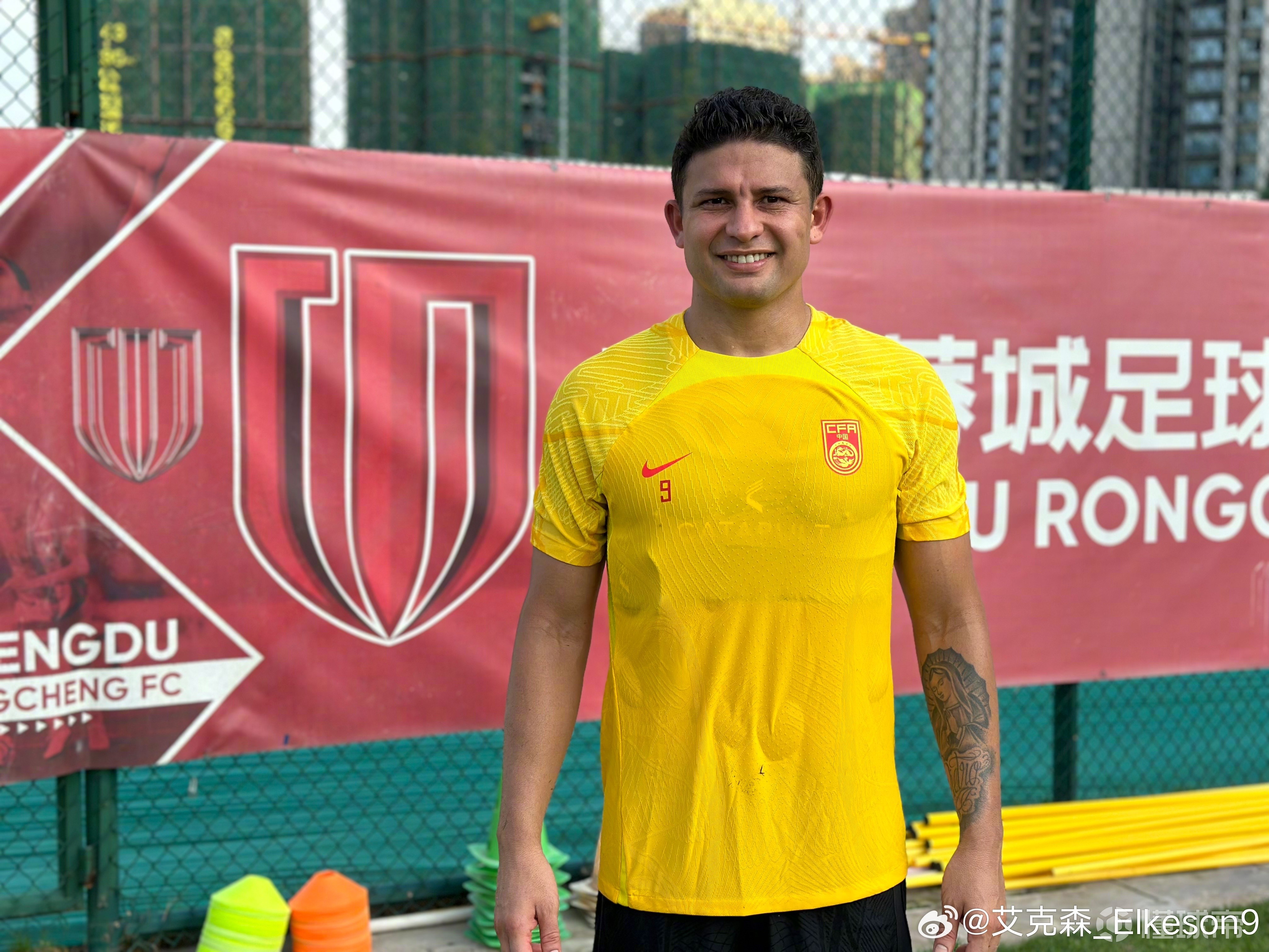 B体育平台:归化球员艾克森对中国足球文化认同度调查的简单介绍 B体育平台:归化球员艾克森对中国足球文化认同度调查的简单介绍