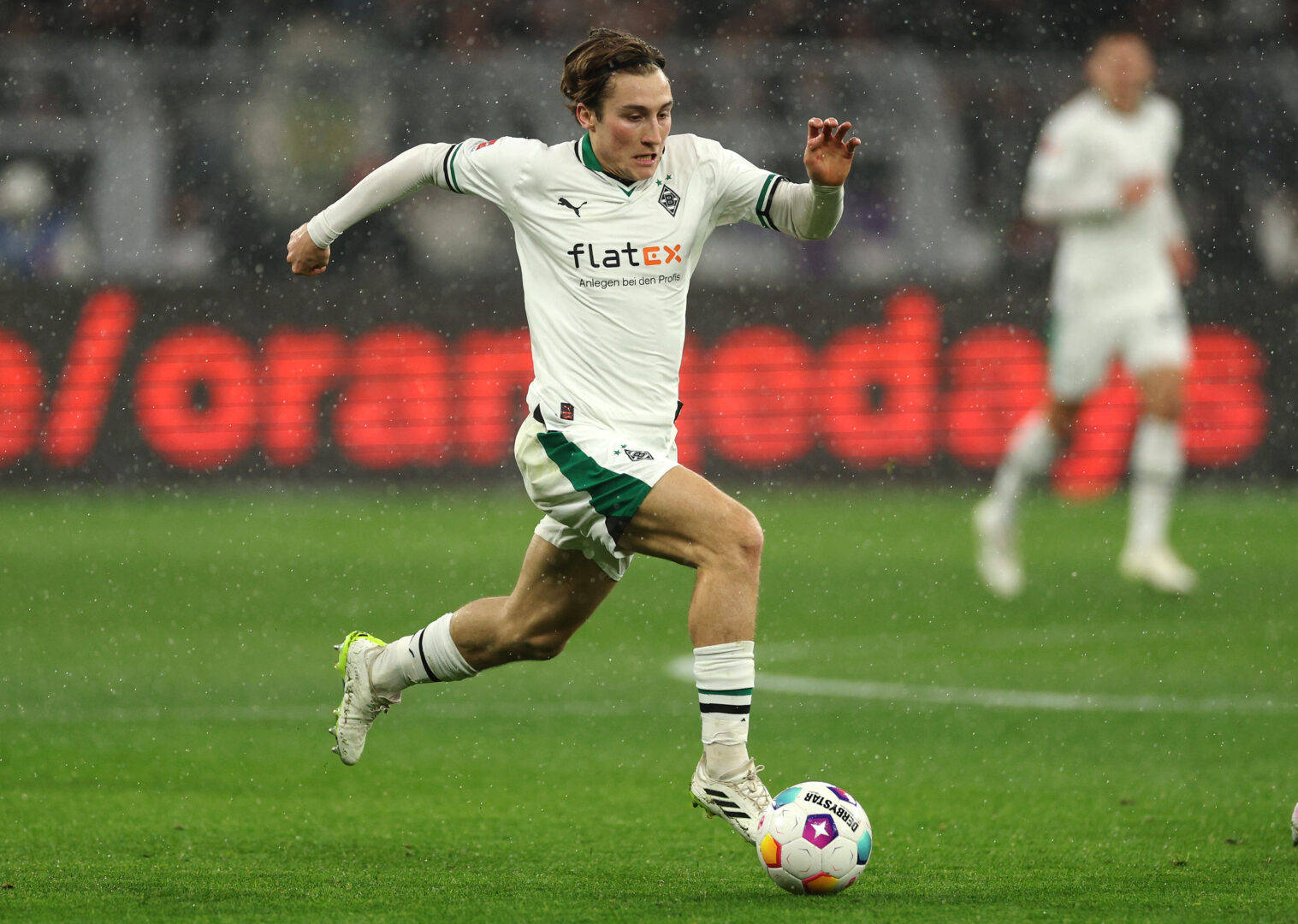 b体育(sports)官方网站-B体育官方网站:德甲的发展潜力：年轻球员的崛起与未来的简单介绍