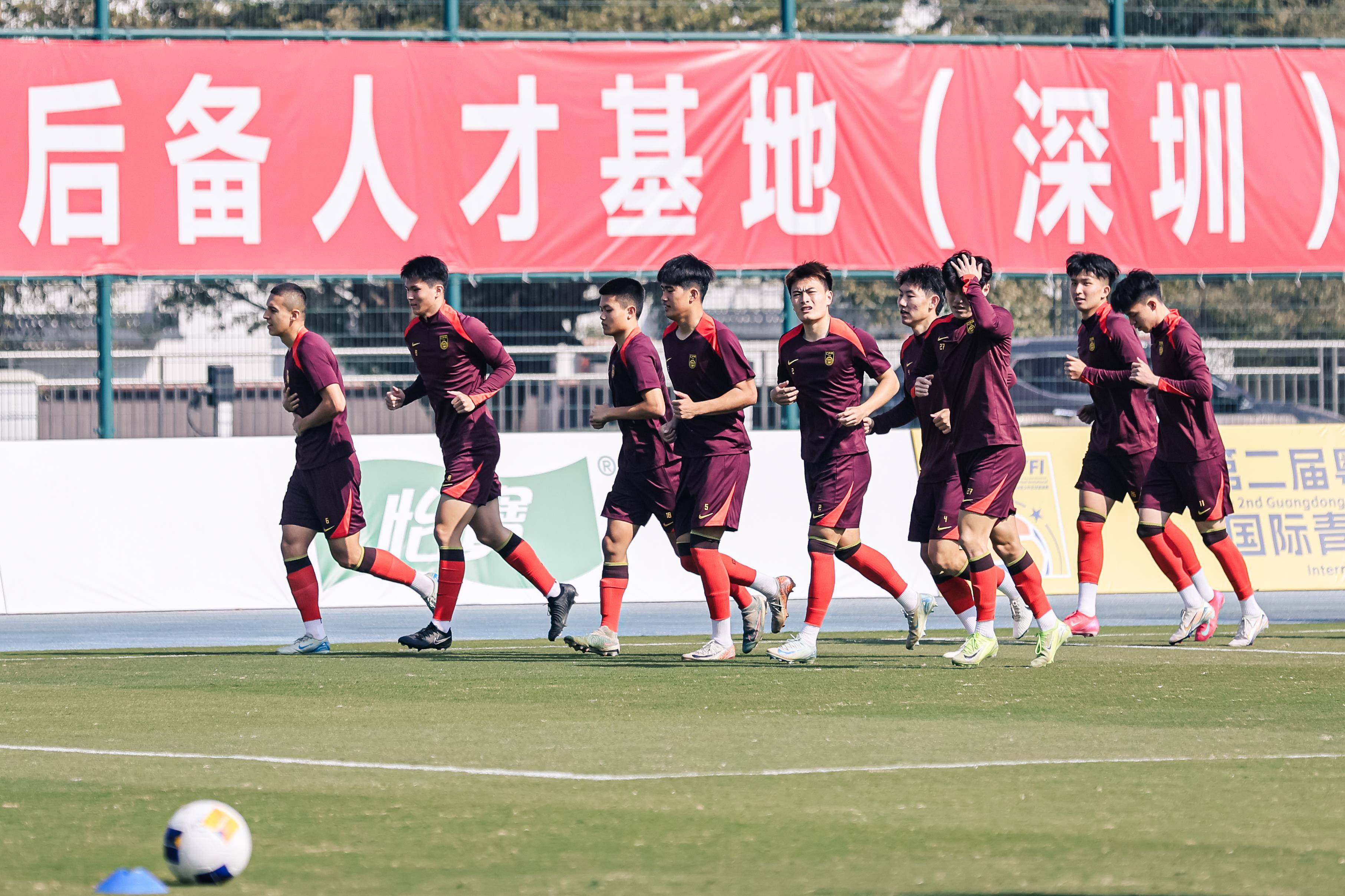 bsport-B体育平台:中国足球青训体系评估：球员发展路径与人才选拔机制的简单介绍